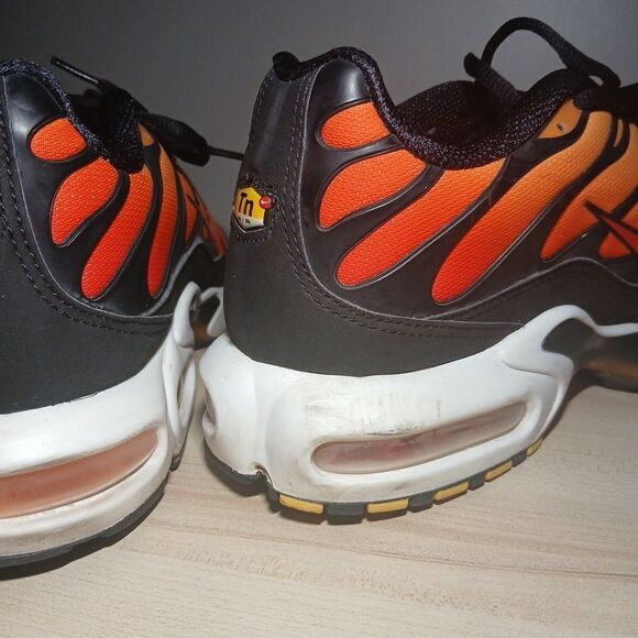 Nike Air Max Plus Tn OG Sunset Pimento Black White US Size 13 Shoes Street Wear main image 15